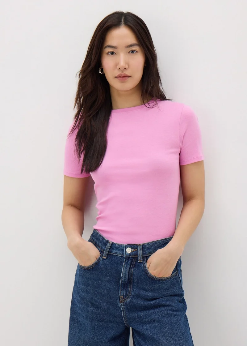 ماتلان تيشيرت وردي ضيق